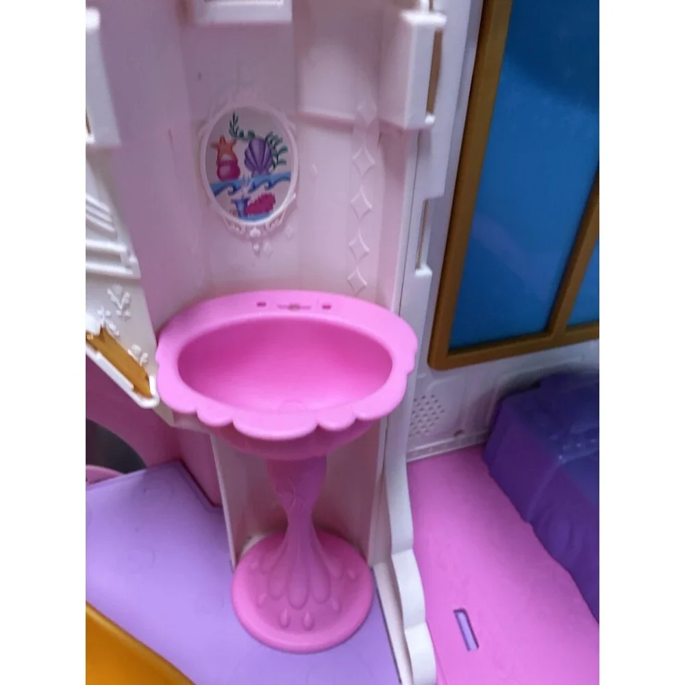 Disney Princess Ultimate Celebration Castle 4ft Hasbro Fireworks Music